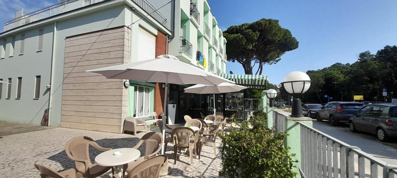 Hotel Maddalena Marina di Ravenna Exterior foto