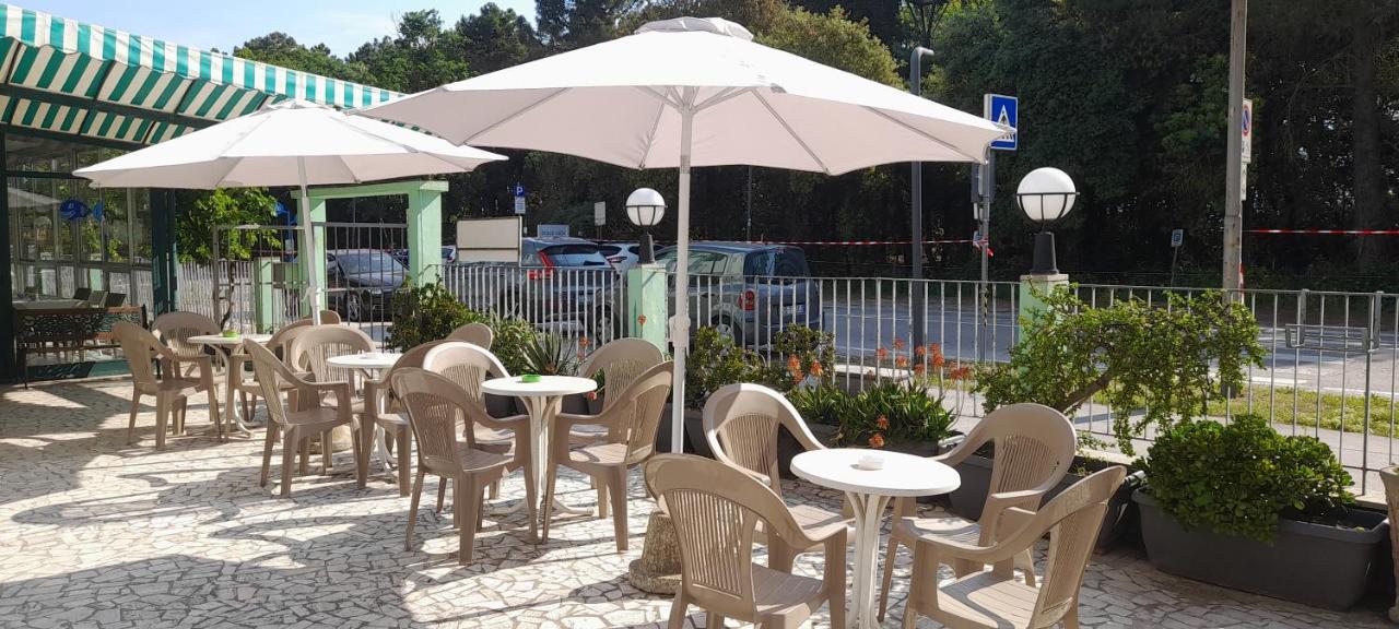 Hotel Maddalena Marina di Ravenna Exterior foto
